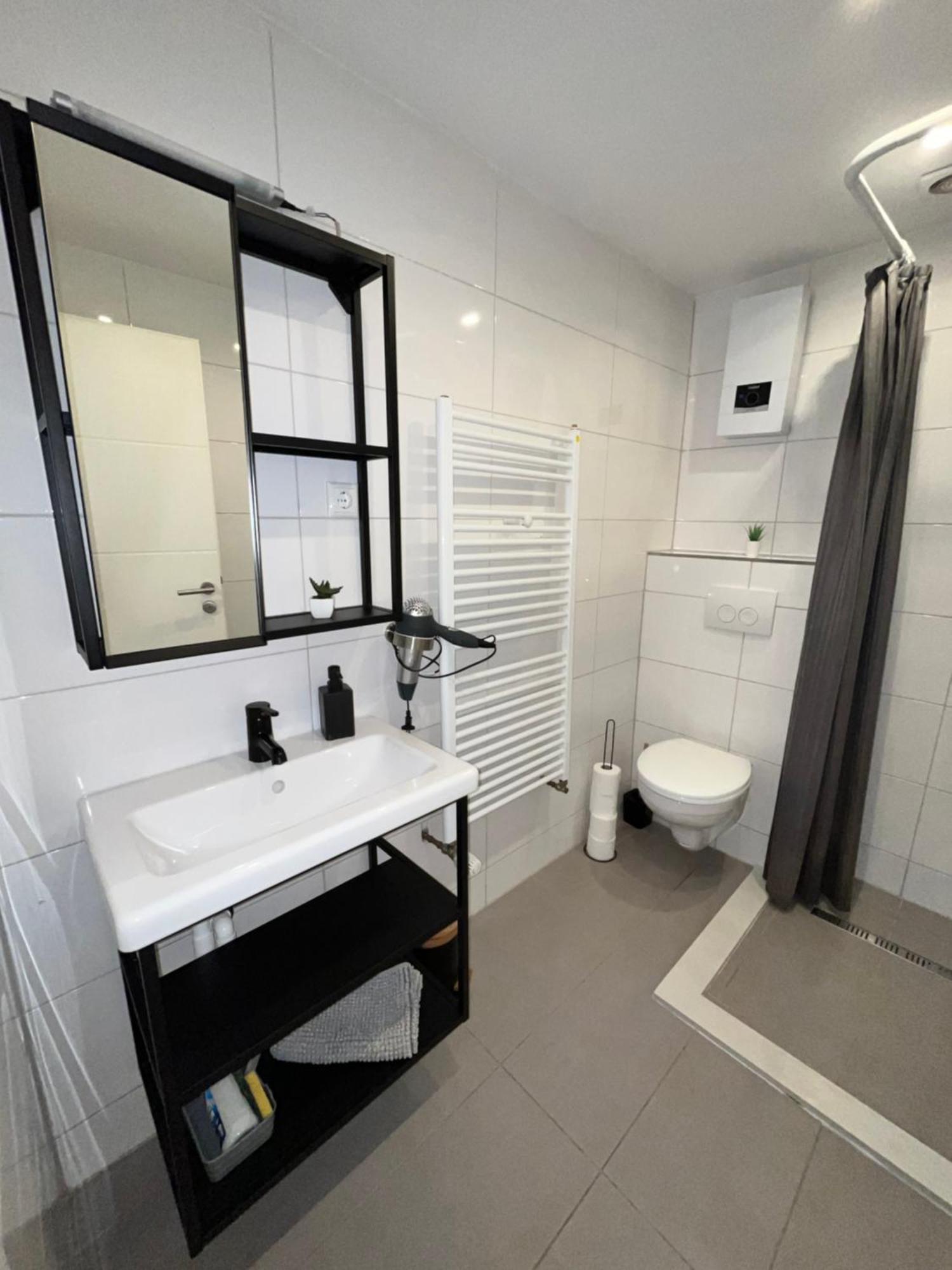 Apartment Central 10B 40Qm Wi-Fi Free Parking Calm Back House Ντόρτμουντ Εξωτερικό φωτογραφία