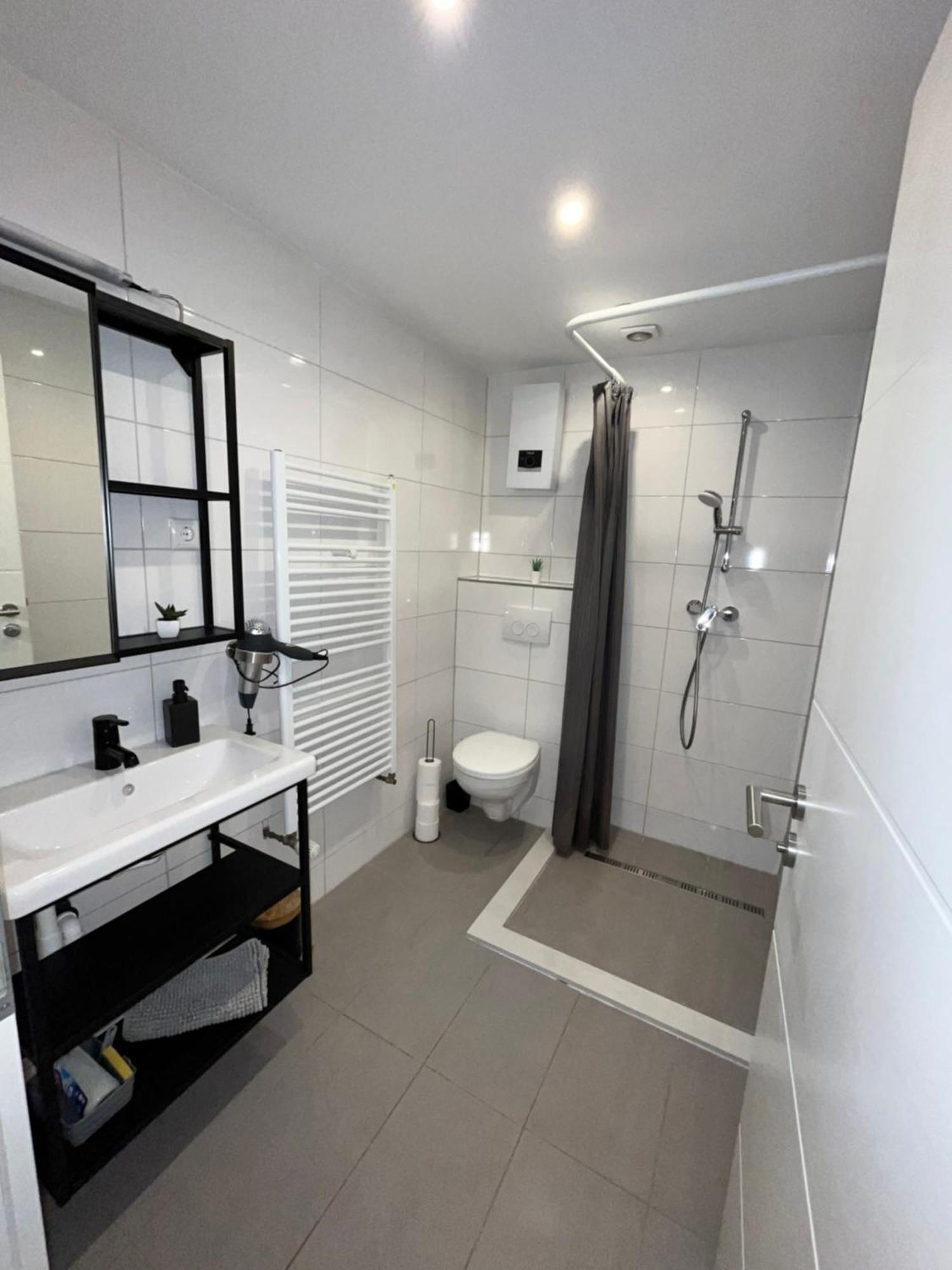 Apartment Central 10B 40Qm Wi-Fi Free Parking Calm Back House Ντόρτμουντ Εξωτερικό φωτογραφία